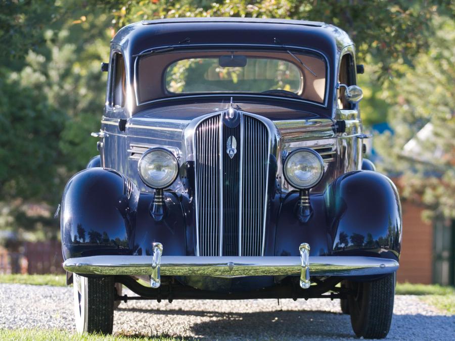  Plymouth DeLuxe Touring Sedan 1936 года  (фото 6 из 10)